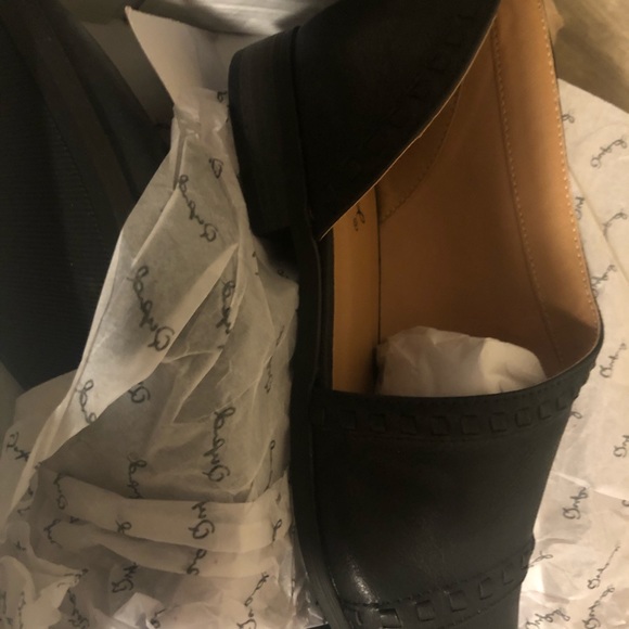 Asymmetrical studded slip on shoes - Picture 2 of 3